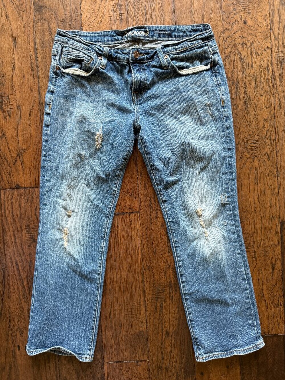 Anonamé Capri Distressed Light Wash Jeans Size 31
